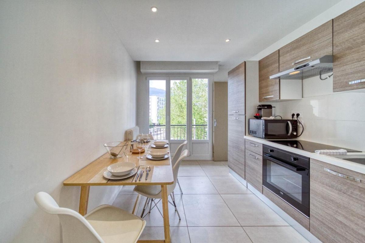 Le Joli Stade, Appartement Avec Magnifique Vue, Grenoble, Rhone Alpes Exteriör bild