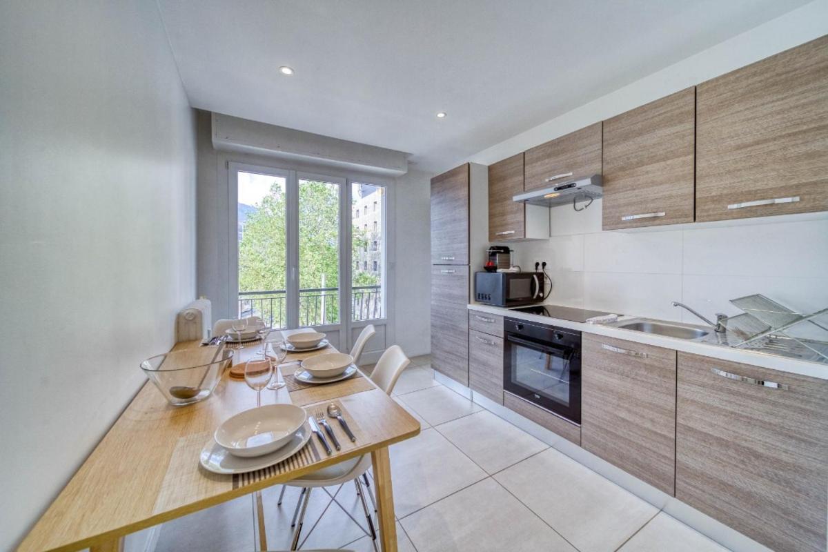 Le Joli Stade, Appartement Avec Magnifique Vue, Grenoble, Rhone Alpes Exteriör bild